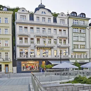 Hotell Ea Elefant ***